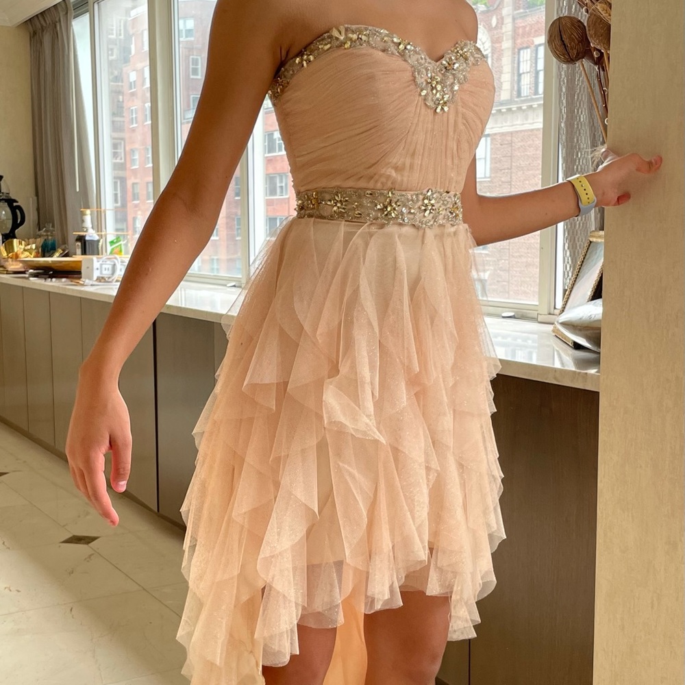Beautiful formal dress. Junior size small